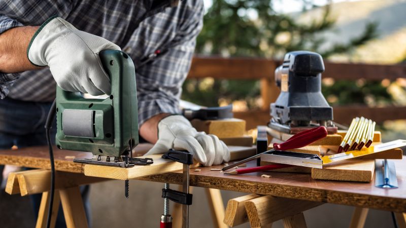 Common Carpentry Projects A Handyman Can Complete